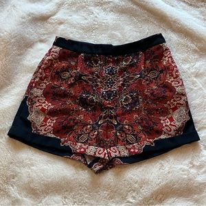 Topshop Black and Red Dressy High Waisted Shorts US 4